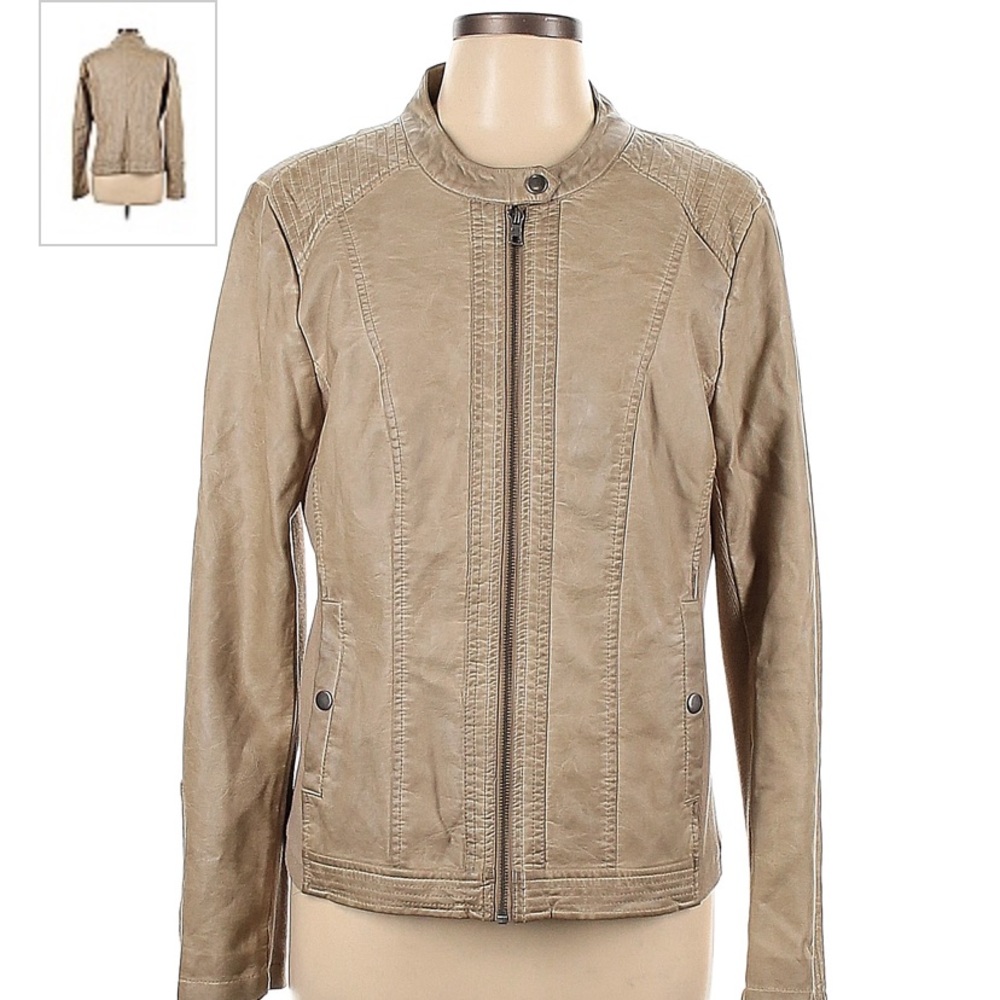 FAUX LEATHER JACKET. LIKE NEW!